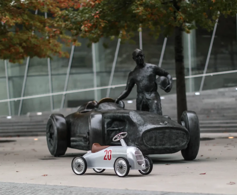 Jeździk Rider - Mercedes-Benz W25 Silver Arrow 926 / Baghera