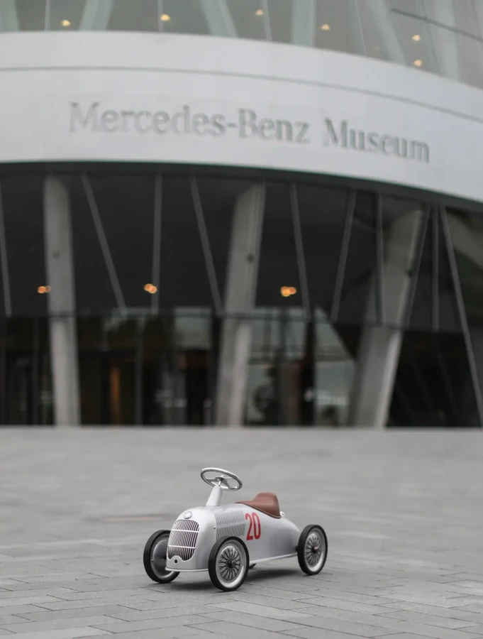 Jeździk Rider - Mercedes-Benz W25 Silver Arrow 926 / Baghera