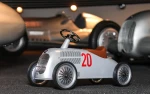 Jeździk Rider - Mercedes-Benz W25 Silver Arrow 926 / Baghera