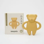Gryzak z naturalnego kauczuku - miś caramel / Moonie