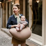 Poduszka do karmienia Moon - Brown / That's Mine