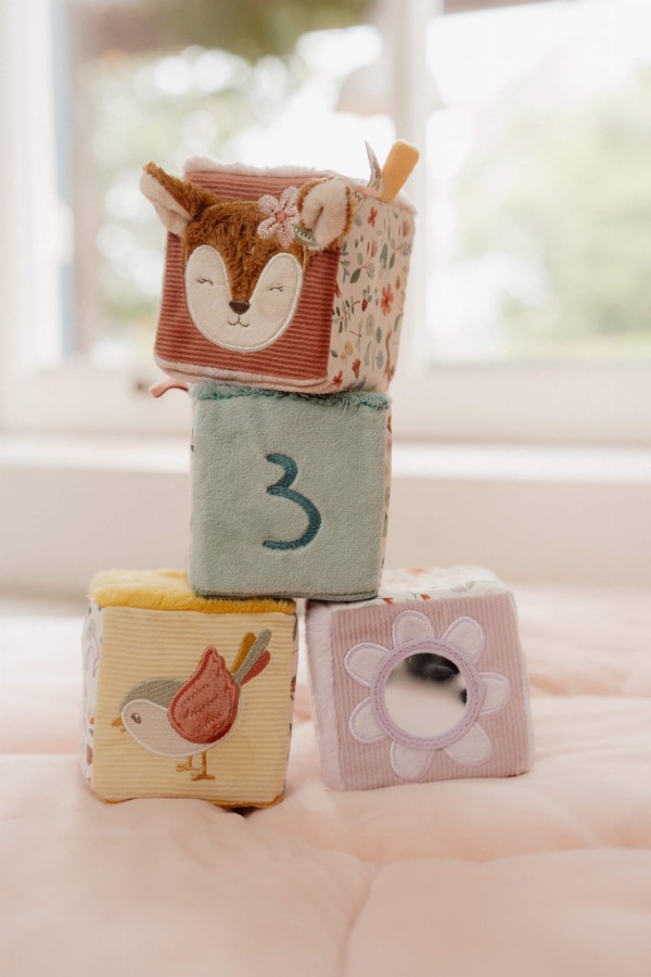 4 Miękkie kostki aktywizujące Fairy Garden / Little Dutch