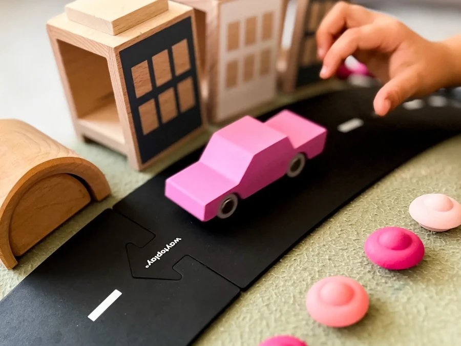 Drewniany samochodzik - Pink / WaytoPlay
