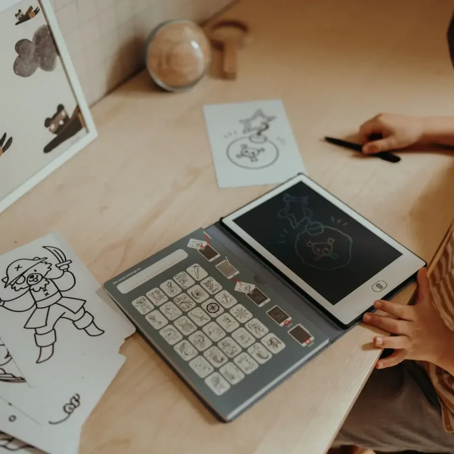 Podświetlany tablet do rysowania KIDYDRAW-MINI - ocean i piraci / Kidywolf