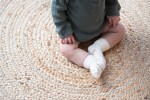 Skarpetki niemowlęce Stay-on-Socks, Off White / KipKep
