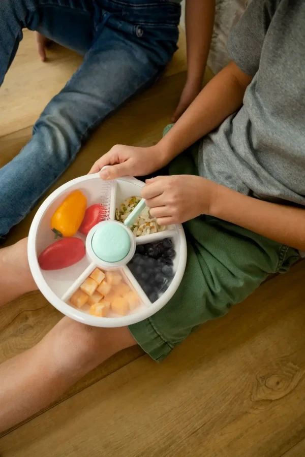 LARGE SNACK SPINNER duży pojemnik na przekąski, Macaron Blue / GOBE