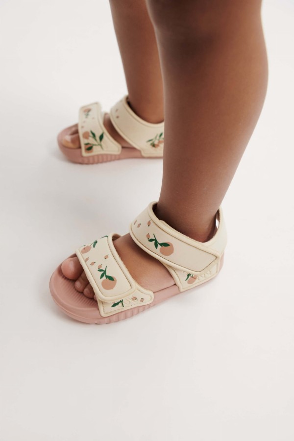 Sandały z paskami Blumer - peach, sea shell / Liewood