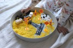 Tacka sensoryczna Play Tray 2w1 - Lilac / Jellystone