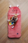 Śpiworek Sleepover – Truskawkowy kot ROZMIARY / Kidspace
