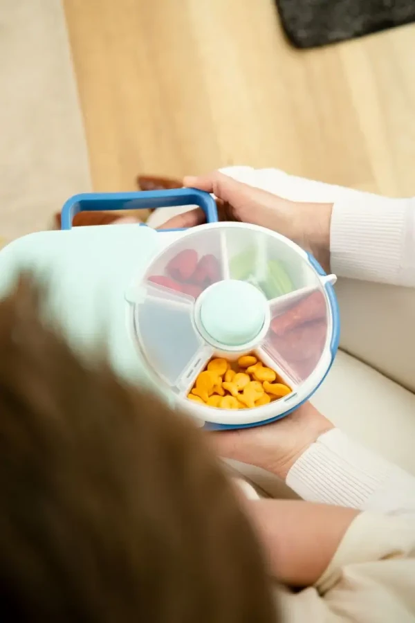LUNCHBOX & SNACK SPINNER 2IN1 śniadaniówka dla dzieci, Blueberry Blue / GOBE
