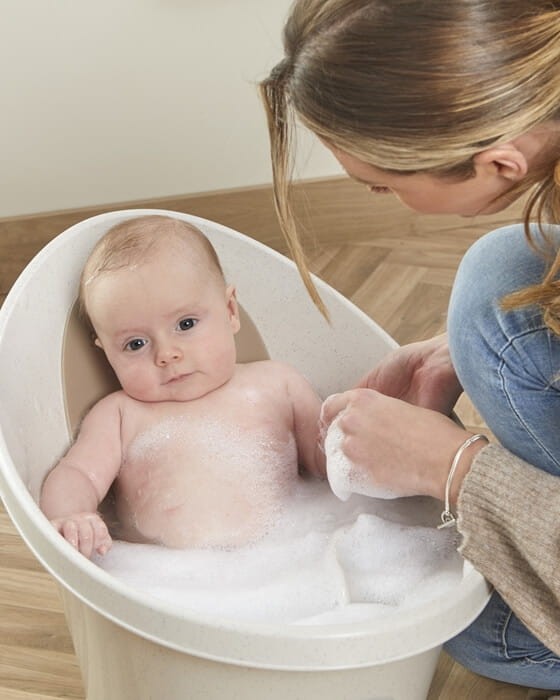 ECO Wanienka z odpływem i piankowym oparciem - Cookies & Cream / Shnuggle Baby