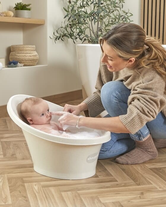 ECO Wanienka z odpływem i piankowym oparciem - Cookies & Cream / Shnuggle Baby