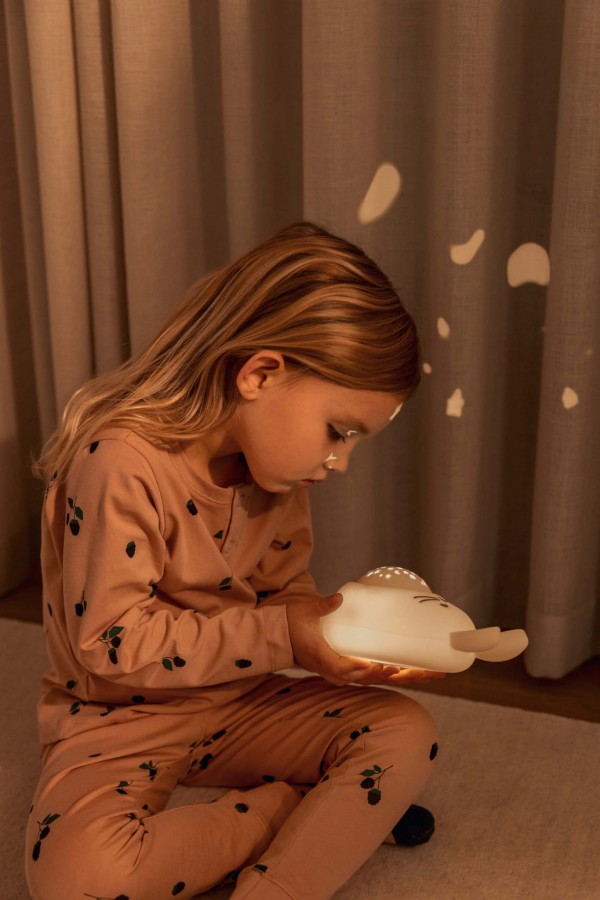 Lampka projektor Manuel w kształcie królika z funkcją dźwięku - sandy / Liewood