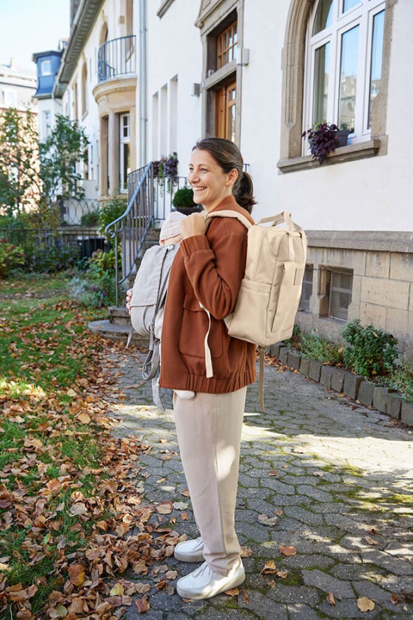 Plecak dla mam kwadratowy z akcesoriami Vividal Backpack humus / Lassig