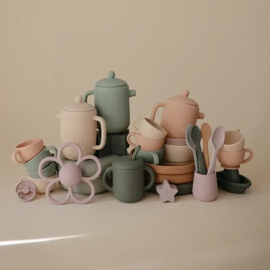 Silikonowa zastawa do herbatki - Blush / Mushie