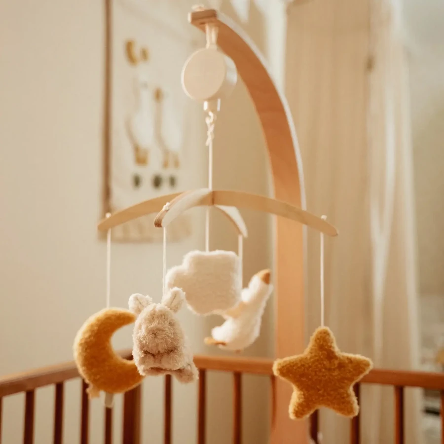 Drewniana karuzela do łóżeczka Newborn Naturals FSC / Little Dutch