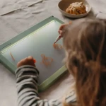 USZKODZONE OPAKOWANIE: Podświetlany tablet do nauki pisania i rysowania KIDYDRAW-PRO - zielony / Kidywolf