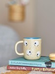 Dziecięcy kubek z kamionki Dolly - Nature / Bloomingville Mini