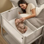 Wielofunkcyjne łóżeczko dostawne SnuzPod5 - pebble / Snuz