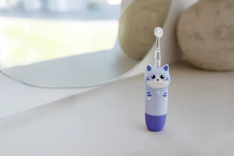 Soniczna szczoteczka dla dzieci GIOcat Violet / InnoGIO