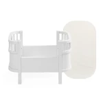 Drewniane łóżeczko dla lalek z materacem - white / Sebra