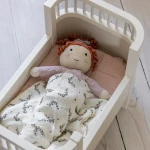 Drewniane łóżeczko dla lalek z materacem - white / Sebra