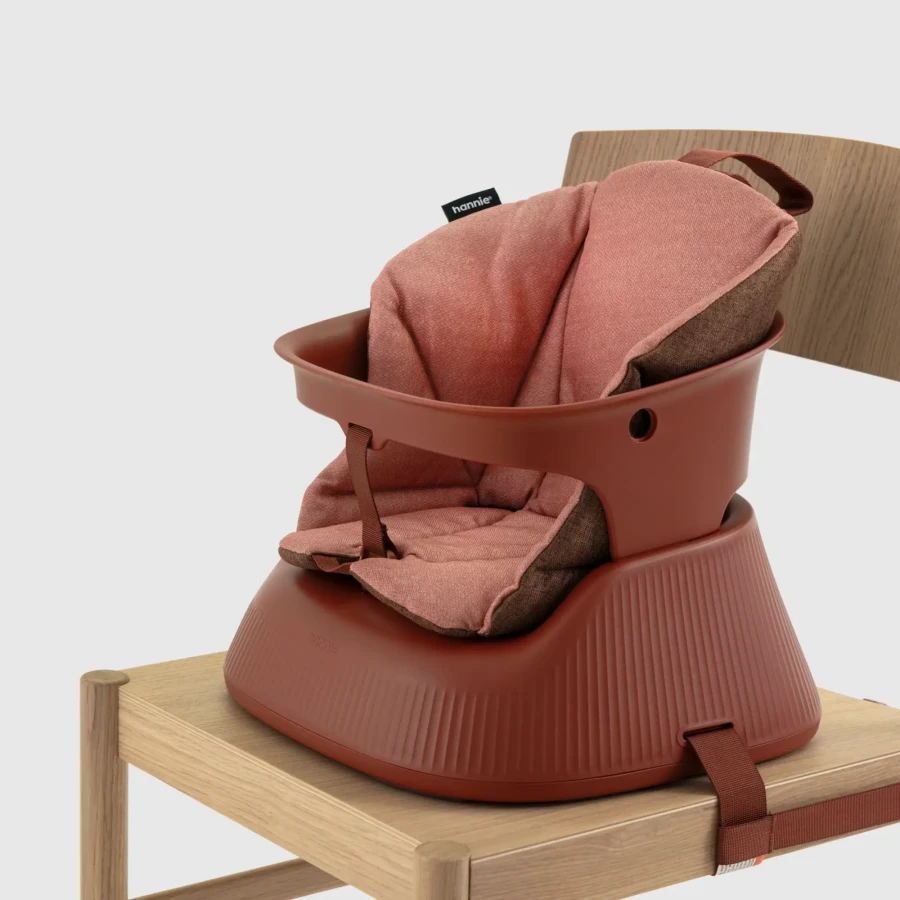 Przenośne krzesełko do karmienia - Mahogany Red / Hannie 