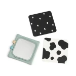 Zawieszka na karty kontrastowe Tiny Farm Green / Done by Deer