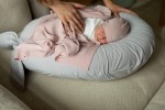 Poduszka ciążowa uniwersalna NEST - jasny szary / Puuki