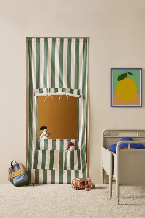 Kotara na drzwi do zabawy w teatrzyk/sklep - Stripe beige / Kid's Concept