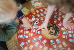 Gra na spostrzegawczość Znajdź kota w kapeluszu 6+ / BS Toys