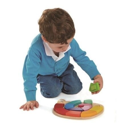 Drewniana zabawka - Kolorowy wąż, kolory i kształty / Tender Leaf Toys