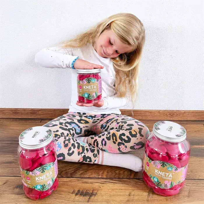 Wegańska masa plastyczna w kształcie serduszek w słoiku - turkusowa / KNETA