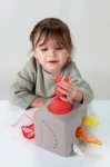 Interaktywna kostka z wyskakującymi chusteczkami / Taf Toys