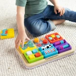 Sensoryczny Kwadrat. PlayTab. Suwaki / Fat Brain Toys