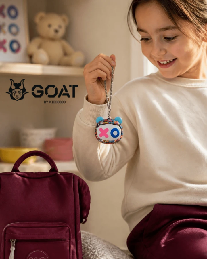 GOAT Earbuds Graffiti słuchawki bezprzewodowe z etui i wisiorkiem / Kiddoboo