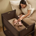 Wielofunkcyjne łóżeczko dostawne SnuzPod5 - Chocolate / Snuz
