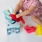 Sensoryczne pudełko edukacyjne z chusteczkami Koala Kimmy / Taf Toys