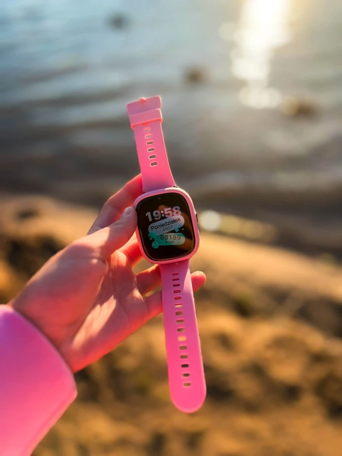 WatchMe K3 Gen2 smartwatch dla dzieci GPS, karta SIM, telefon - Pink, Purple / Kiddoboo