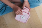 USZKODZONE OPAKOWANIE: Silikonowa torba na kamerę - Unicorn / The Zoofamily