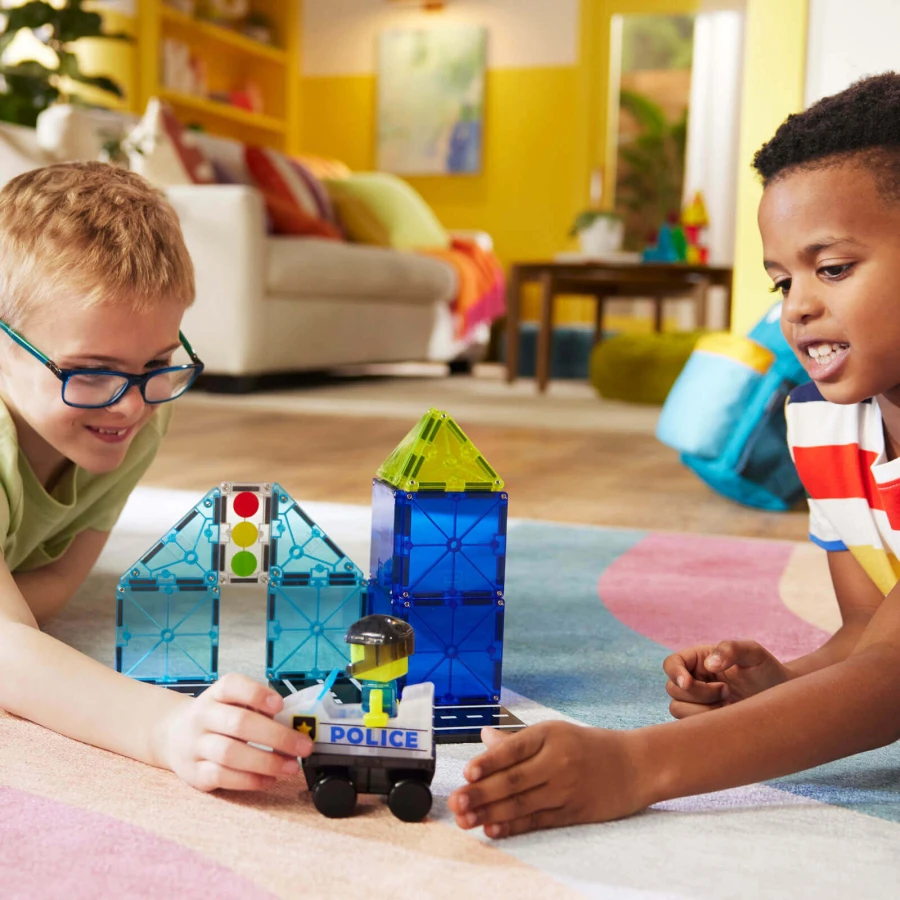 USZKODZONE OPAKOWANIE: Klocki magnetyczne Patrol Policji 20 el. / Magna-Tiles