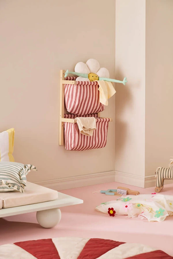 Półka ścienna materiałowa w paski - stripe clay pink / Kid's Concept