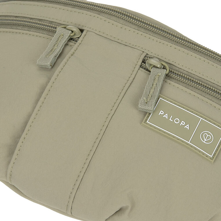 Torebka nerka na smakołyki dla psa Emma crinkled nylon - pale olive / Palopa