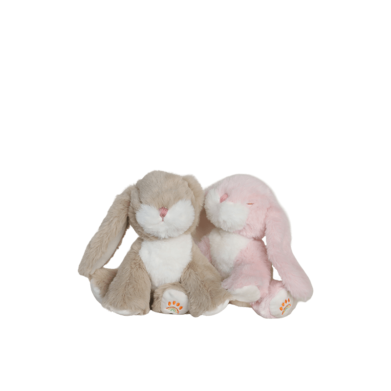 Króliczek z magnetycznym smoczkiem Binky Bunny Hop / Dinkum Dolls