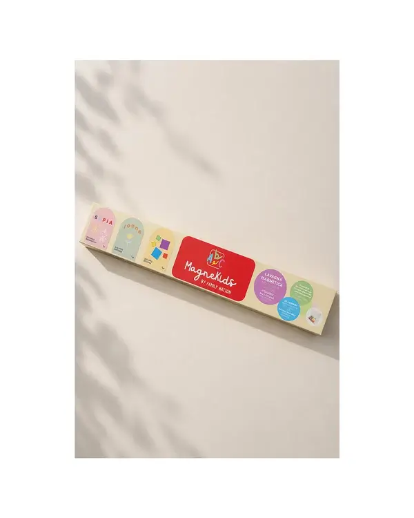 Magnetyczna tablica samoprzylepna MagneKids Arch 95×60cm - Sage Green / Family Nation