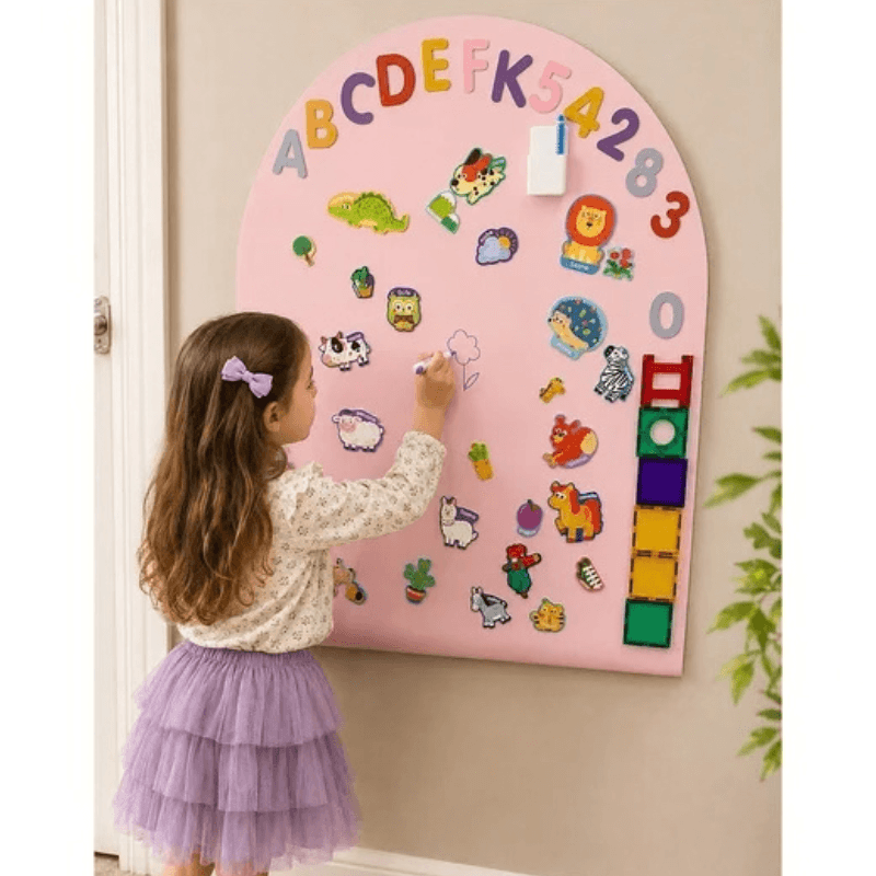 Magnetyczna tablica samoprzylepna MagneKids Arch 95×60cm - Dusty Pink / Family Nation