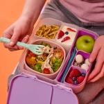 Silikonowy wkład do lunchboxa z przegrodą na sztućce, Berry / b.box