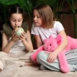Pluszowy obciążeniowy aksolotl Podcoll Histoire d'Ours - różowy neonowy / Histoire d'Ours