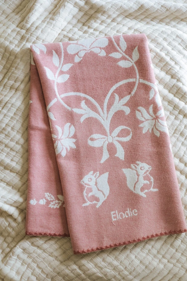 Kocyk żakardowy Jacquard 100x75cm - Mullberry Pink / Elodie Details