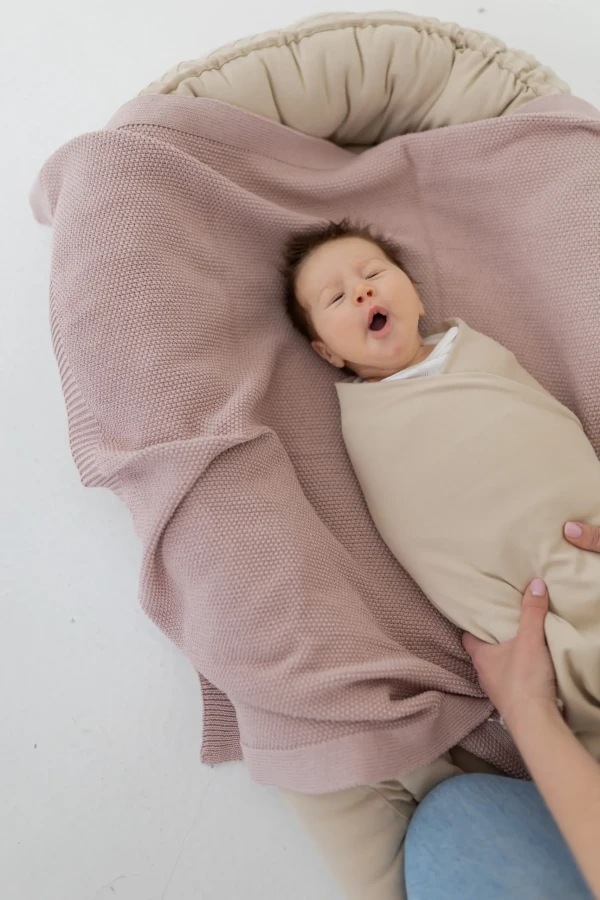 Otulacz Baby Burrito Beige / The Slings